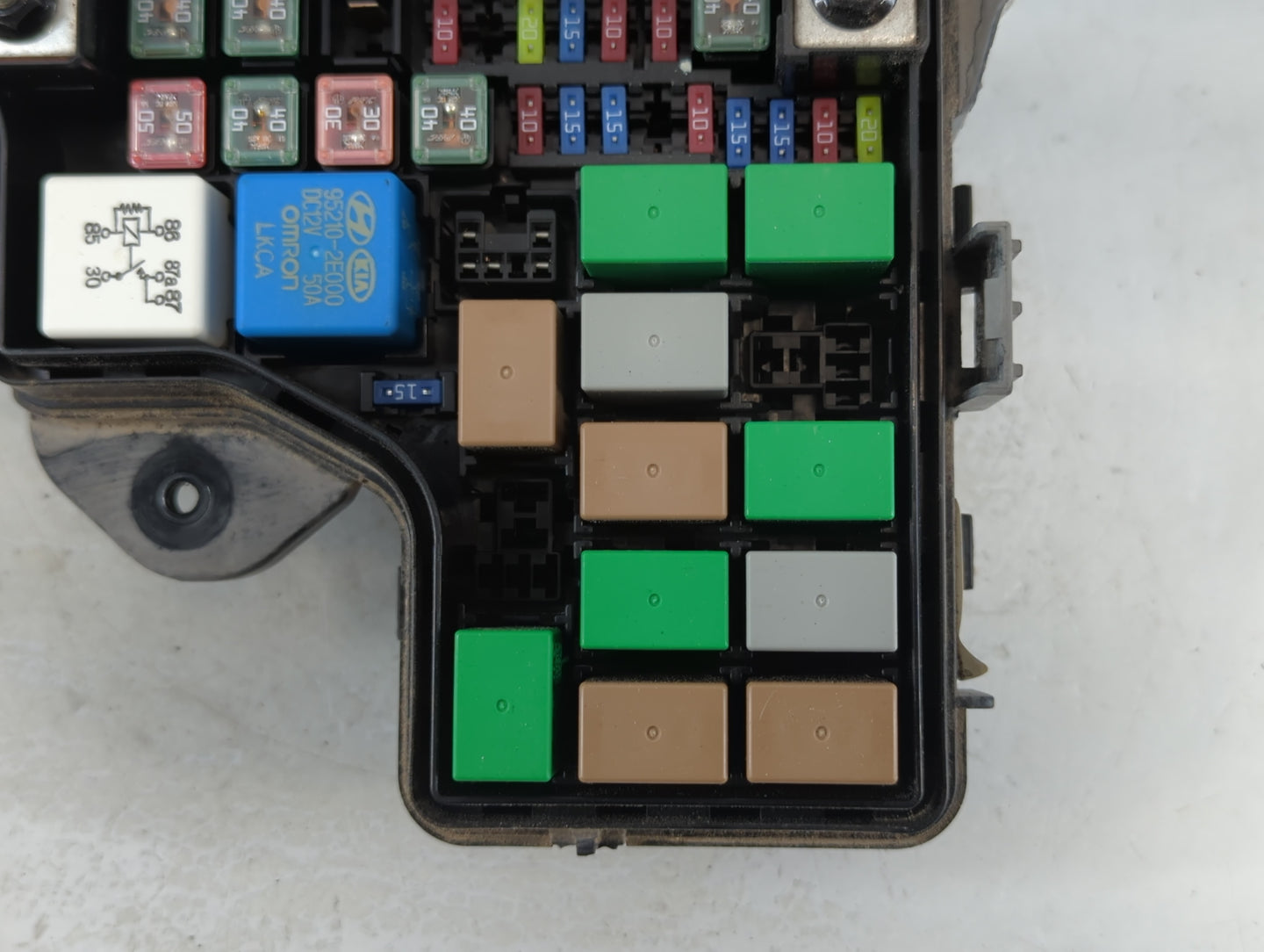 2015-2017 Hyundai Veloster Fusebox Fuse Box Panel Relay Module P/N:91236 2V039 Fits Fits 2015 2016 2017 OEM Used Auto Parts 