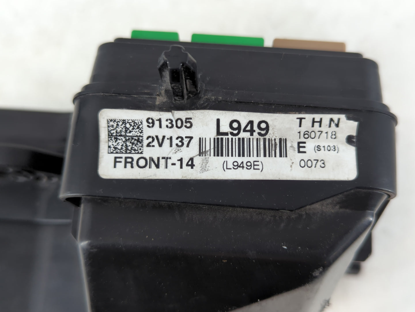 2015-2017 Hyundai Veloster Fusebox Fuse Box Panel Relay Module P/N:91305 2V137 Fits Fits 2015 2016 2017 OEM Used Auto Parts 