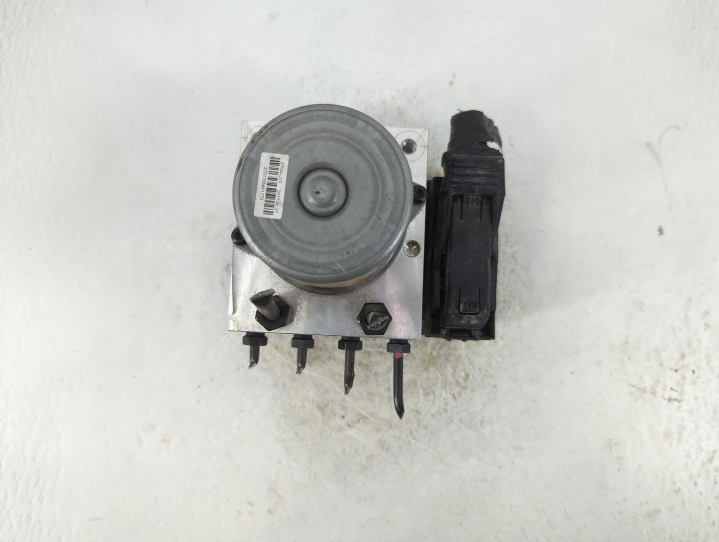 2015-2017 Hyundai Veloster ABS Pump Control Module Replacement P/N:58920-2V480 Fits Fits 2015 2016 2017 OEM Used Auto Parts 