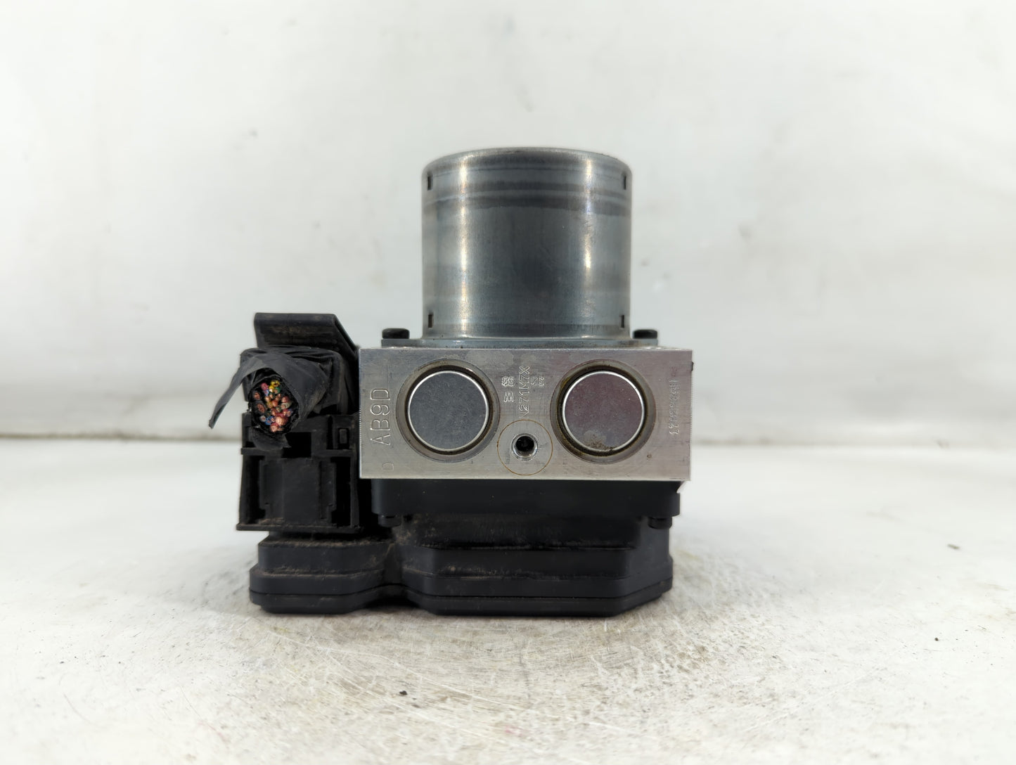 2015-2017 Hyundai Veloster ABS Pump Control Module Replacement P/N:58920-2V480 Fits Fits 2015 2016 2017 OEM Used Auto Parts 