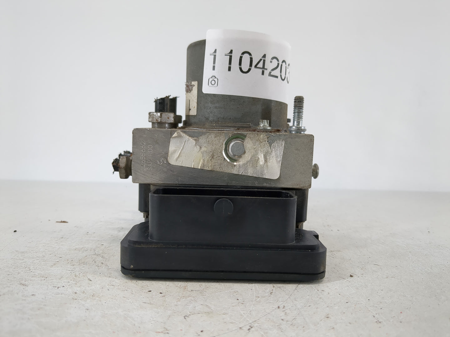 2017 Infiniti Ex37 ABS Pump Control Module Replacement P/N:FA83-2C405-AC Fits OEM Used Auto Parts - Oemusedautoparts1.com