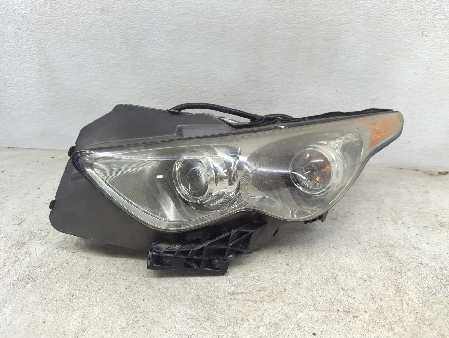 2017 Infiniti Fx35 Driver Left Oem Head Light Headlight Lamp - Oemusedautoparts1.com