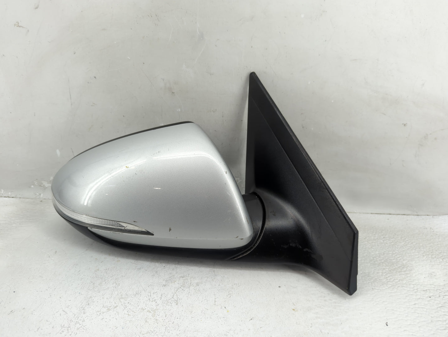 2017 Infiniti I30 Driver Side View Mirror - Left Door Mirror OEM Used - Oemusedautoparts1.com