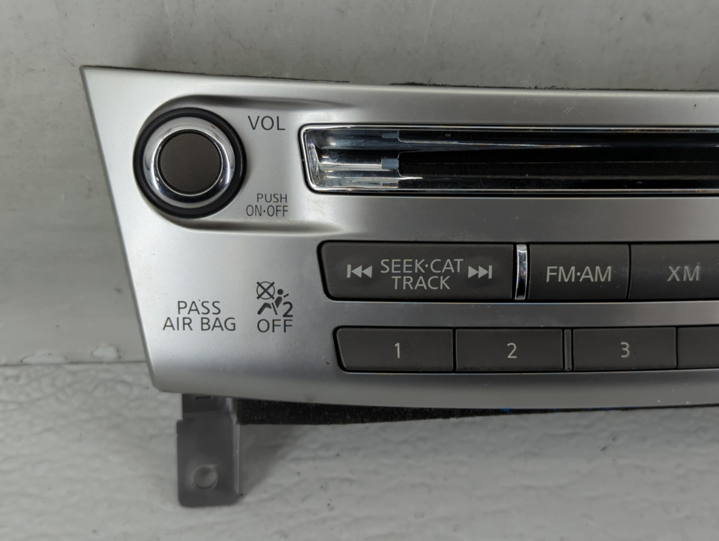 2011-2013 Infiniti M37 Radio Control Panel - Oemusedautoparts1.com