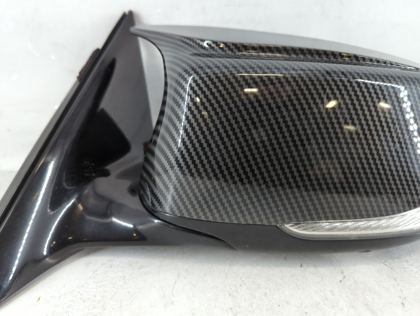 2016-2017 Infiniti Q50 Driver Side View Mirror - Left Door Mirror OEM Used - Oemusedautoparts1.com