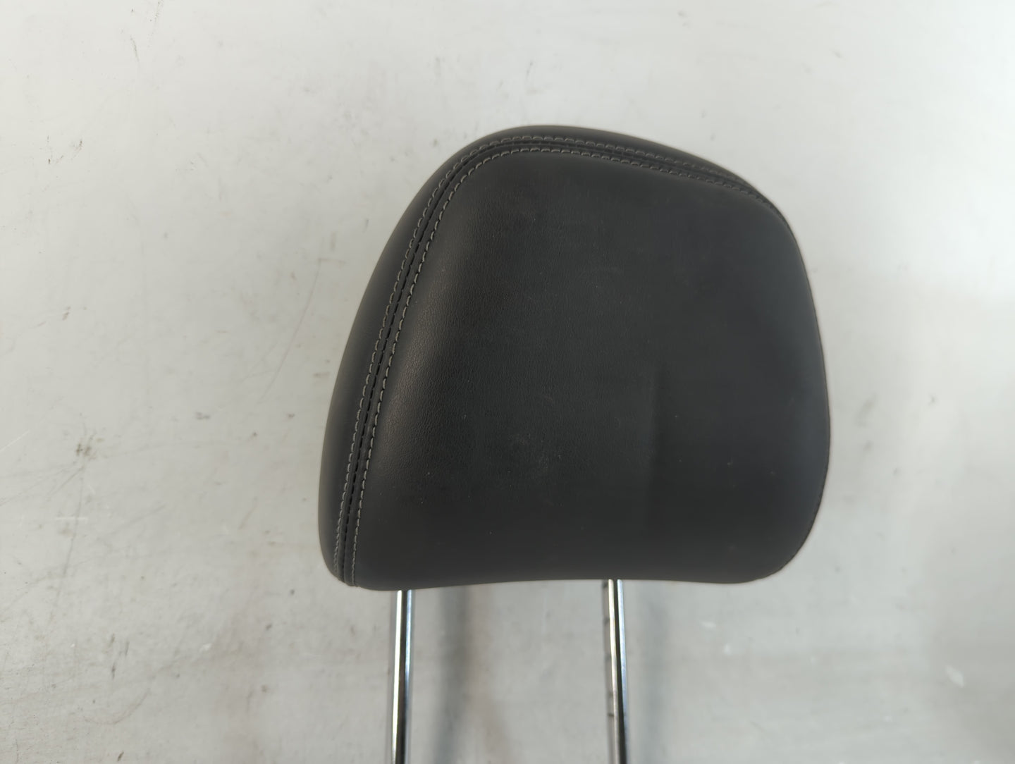 2016-2017 Infiniti Q50 Headrest Head Rest Front Driver Passenger Seat Fits Fits 2016 2017 OEM Used Auto Parts - Oemusedautop