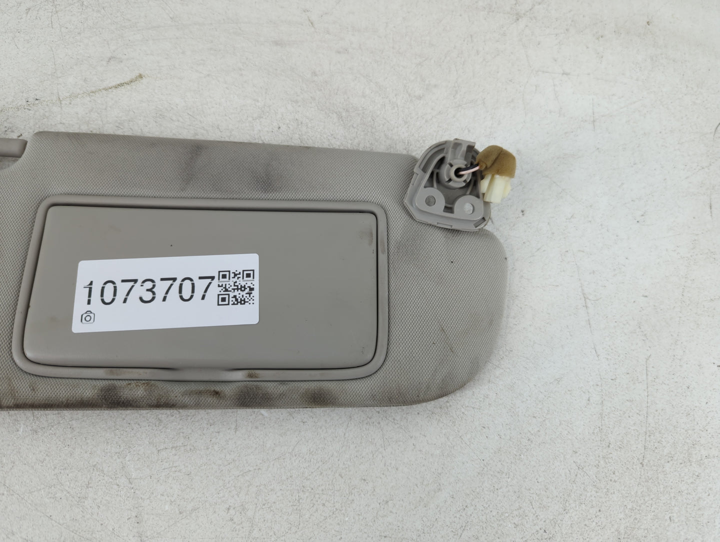 2014-2020 Infiniti Q50 Sun Visor Shade Replacement Passenger Right Mirror Fits Fits 2014 2015 2016 2017 2018 2019 2020 OEM U