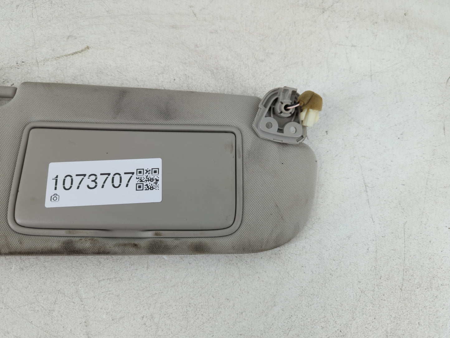 2014-2020 Infiniti Q50 Sun Visor Shade Replacement Passenger Right Mirror Fits Fits 2014 2015 2016 2017 2018 2019 2020 OEM U