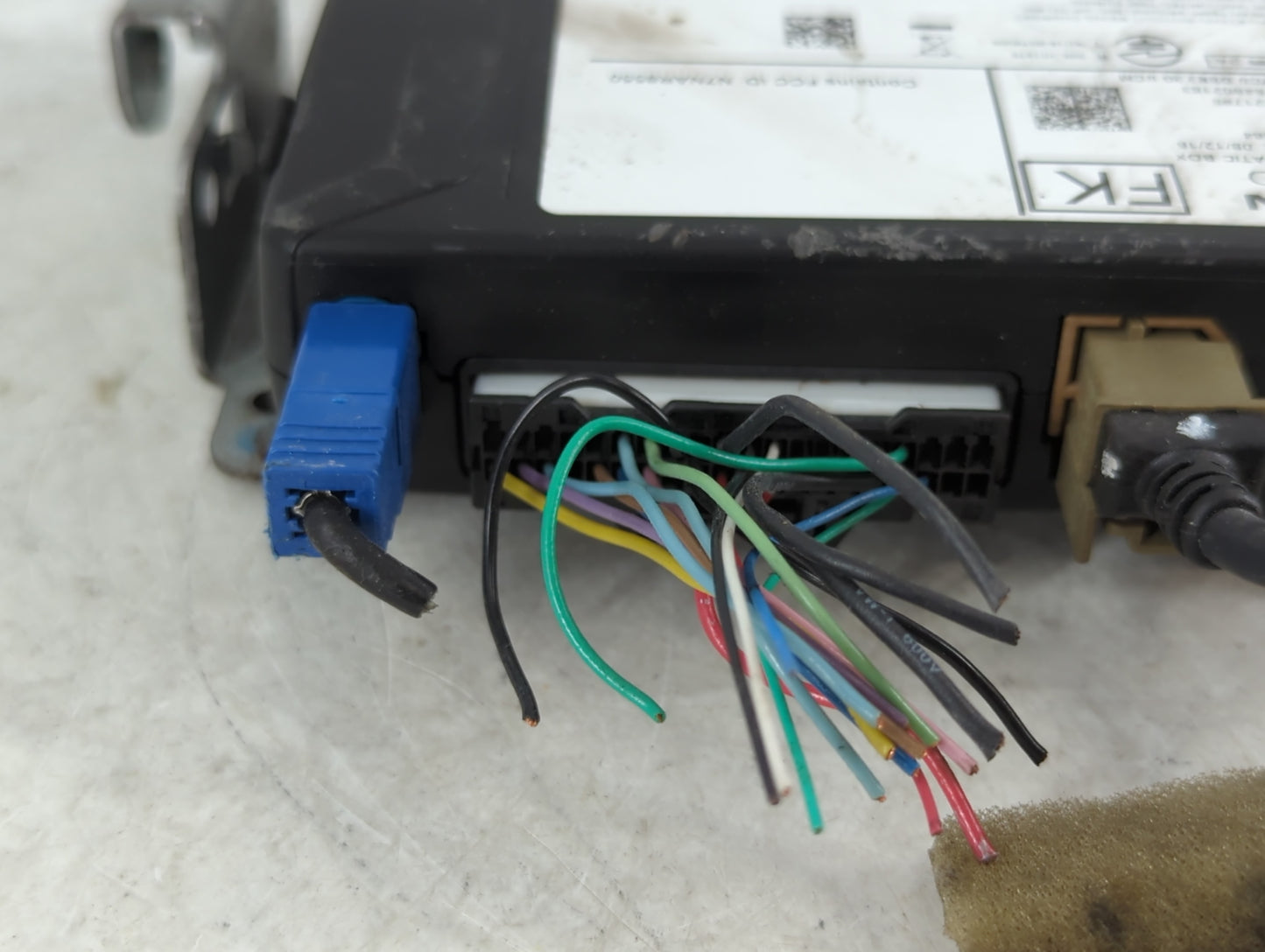2016-2017 Infiniti Q50 Telematics Control Module 28275 5za0d - Oemusedautoparts1.com