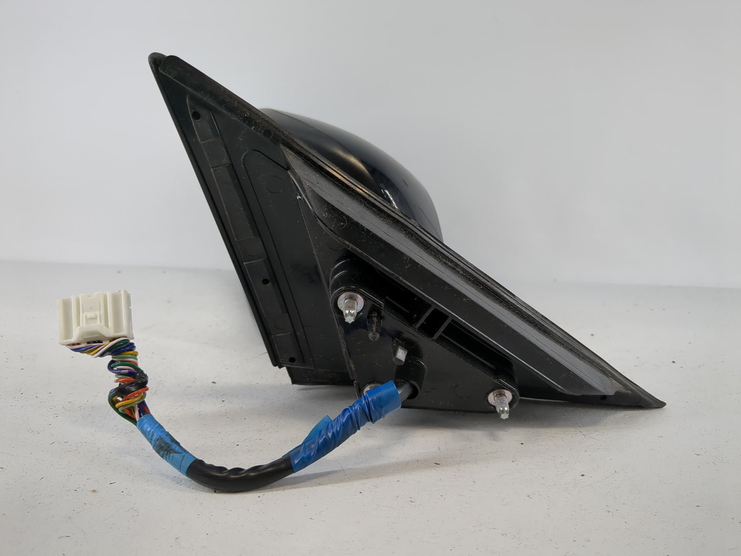 2016-2017 Infiniti Q50 Driver Side View Mirror - Left Door Mirror OEM Used - Oemusedautoparts1.com