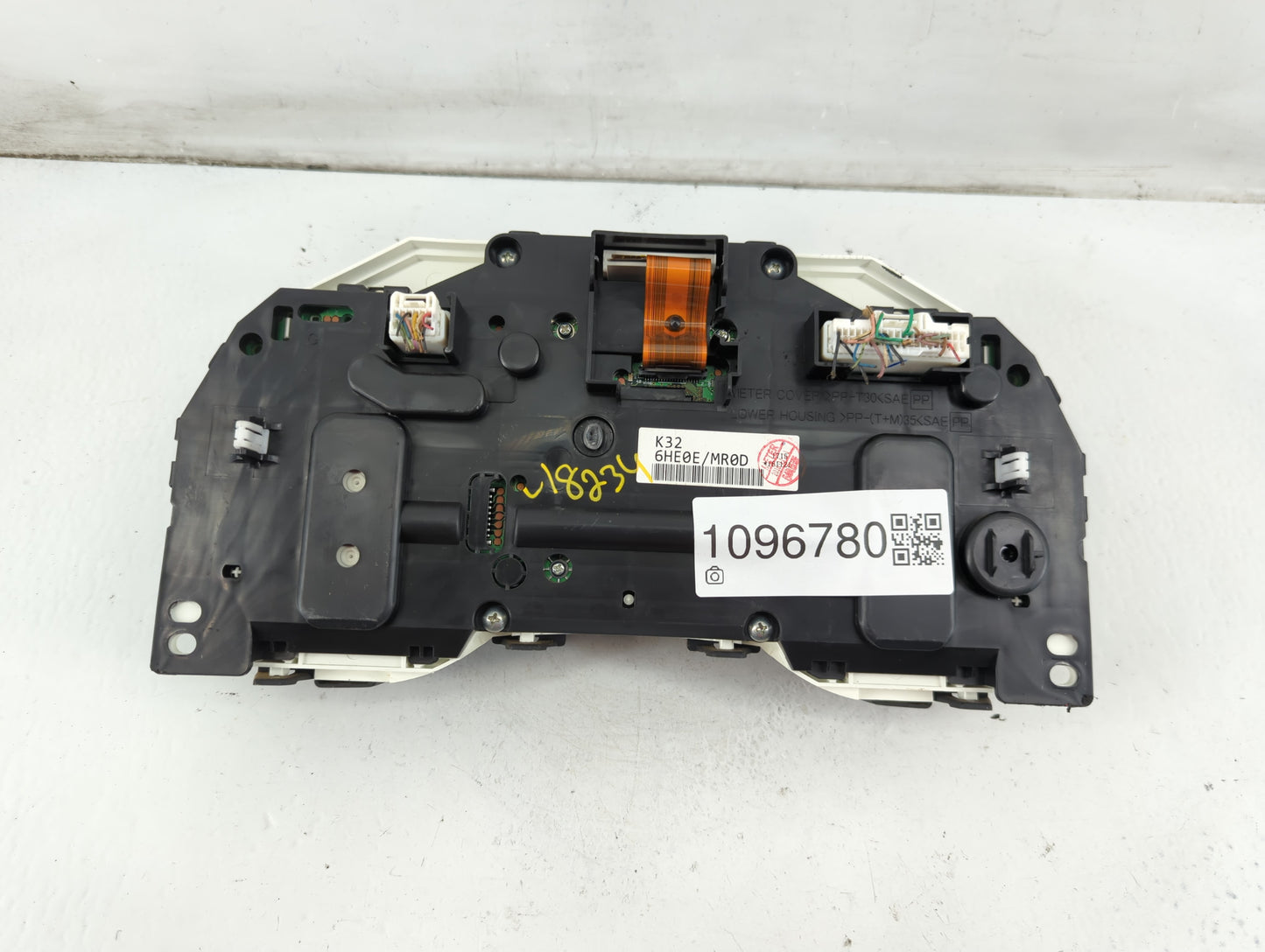 2017 Infiniti Q50 Instrument Cluster Speedometer Gauges P/N:6HE0E/MR0D Fits OEM Used Auto Parts - Oemusedautoparts1.com