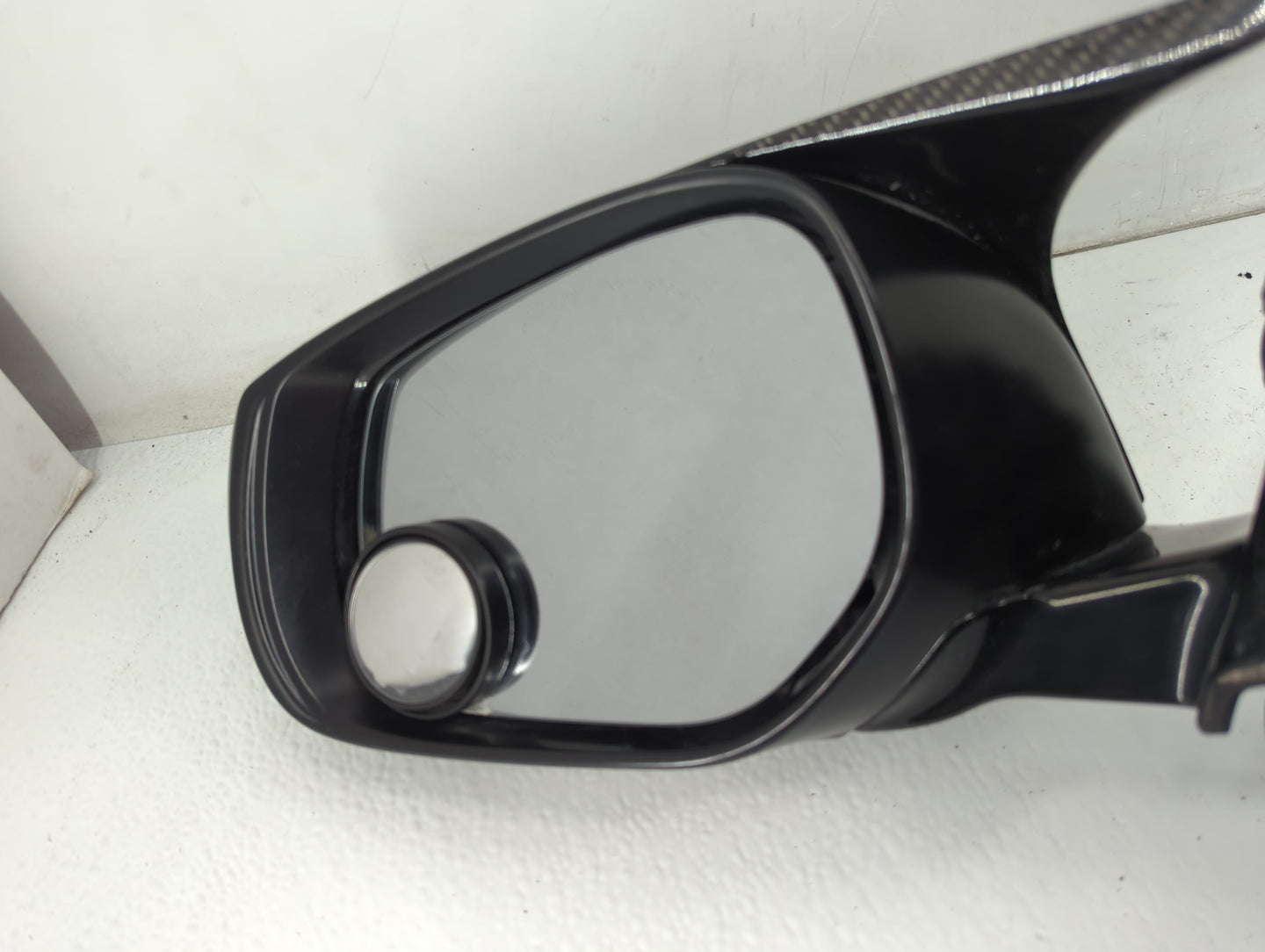 2016-2017 Infiniti Q50 Driver Side View Mirror - Left Door Mirror OEM Used - Oemusedautoparts1.com