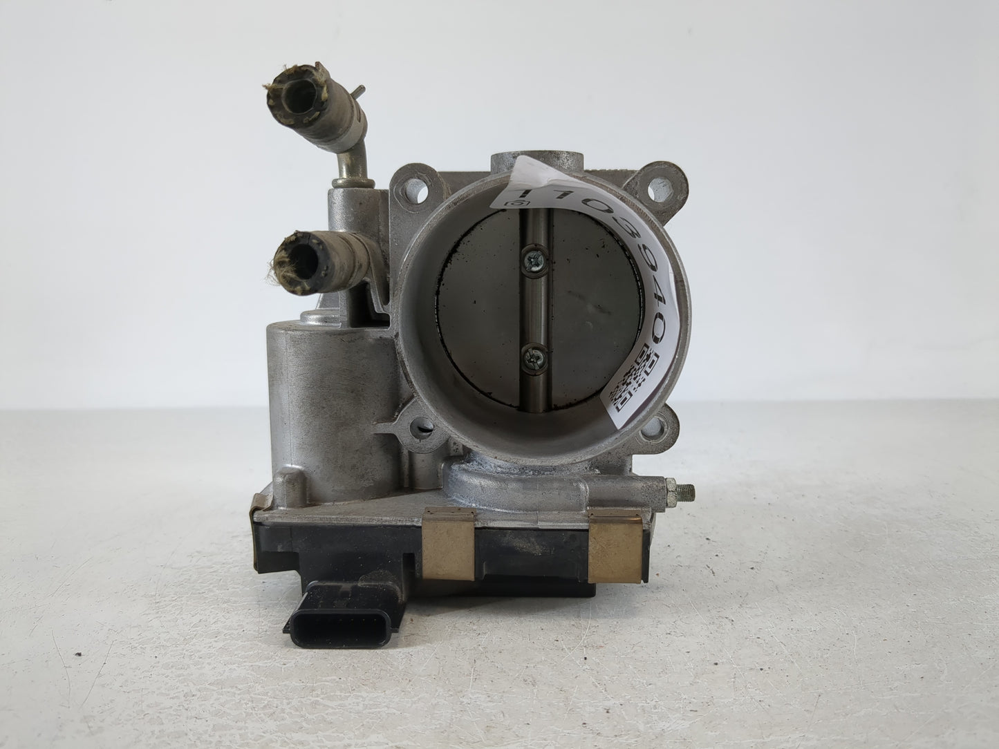 2016-2020 Infiniti Q50 Throttle Body P/N:RME60-52 Fits Fits 2016 2017 2018 2019 2020 OEM Used Auto Parts - Oemusedautoparts1