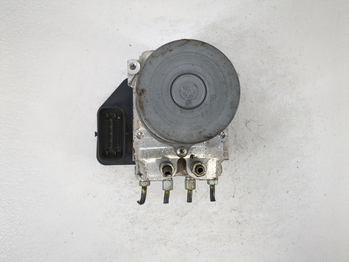 2016-2017 Infiniti Q50 Anti-Lock Brake ABS Pump Module Actuator OEM P/N:133000-0782 Fits Fits 2016 2017 OEM Used Auto Parts 