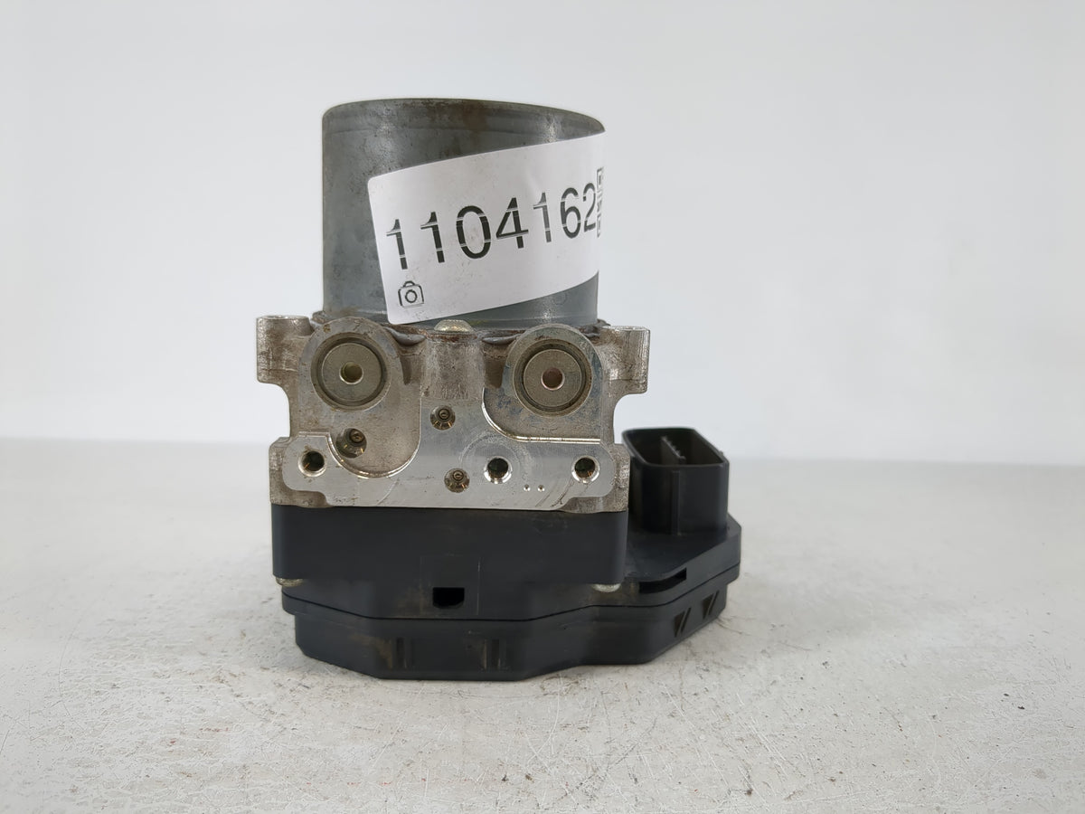 2016-2017 Infiniti Q50 Anti-Lock Brake ABS Pump Module Actuator OEM P/N:133000-0782 Fits Fits 2016 2017 OEM Used Auto Parts 