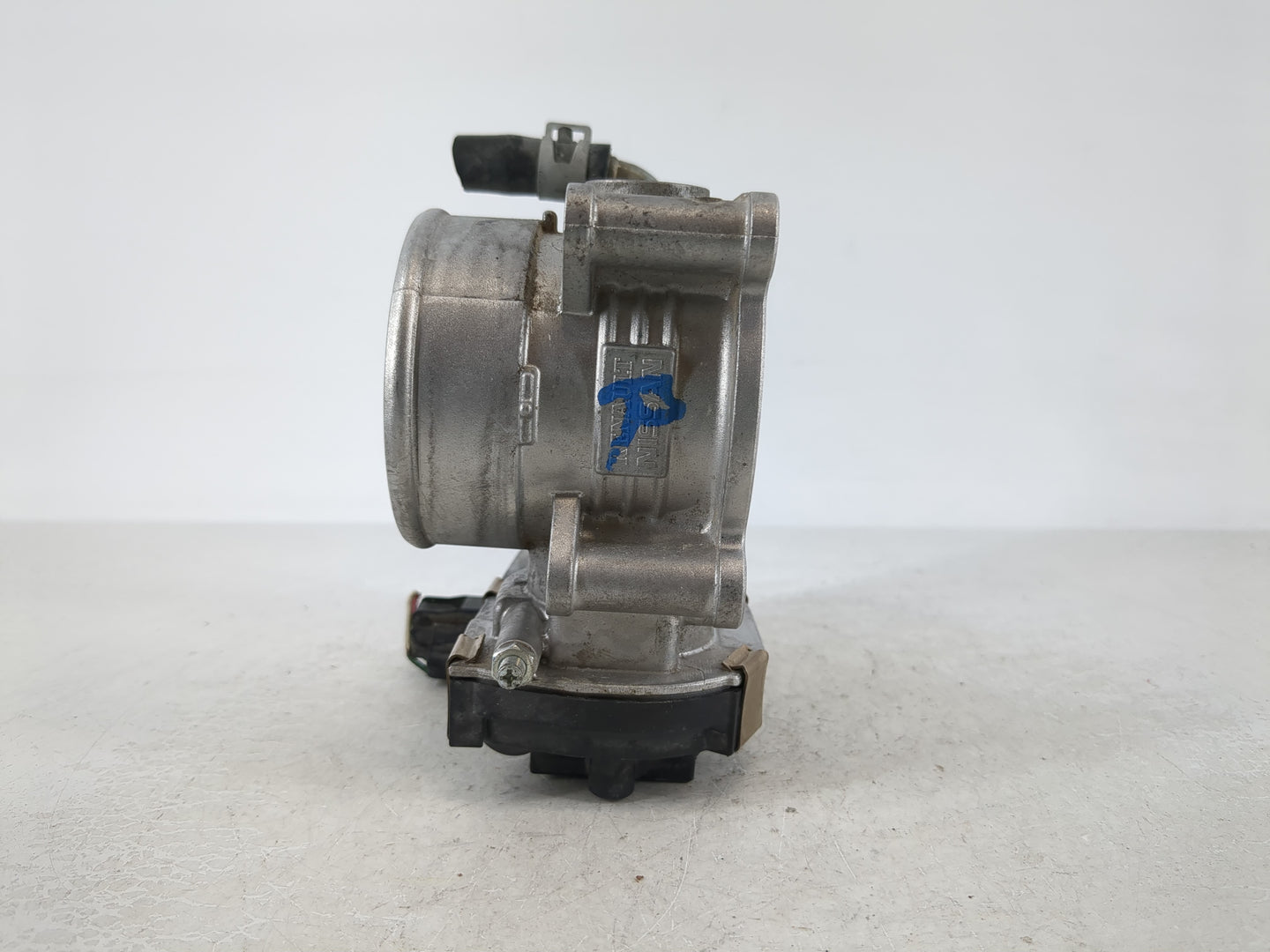 2016-2020 Infiniti Q50 Throttle Body P/N:RME60-52 Fits Fits 2016 2017 2018 2019 2020 OEM Used Auto Parts - Oemusedautoparts1