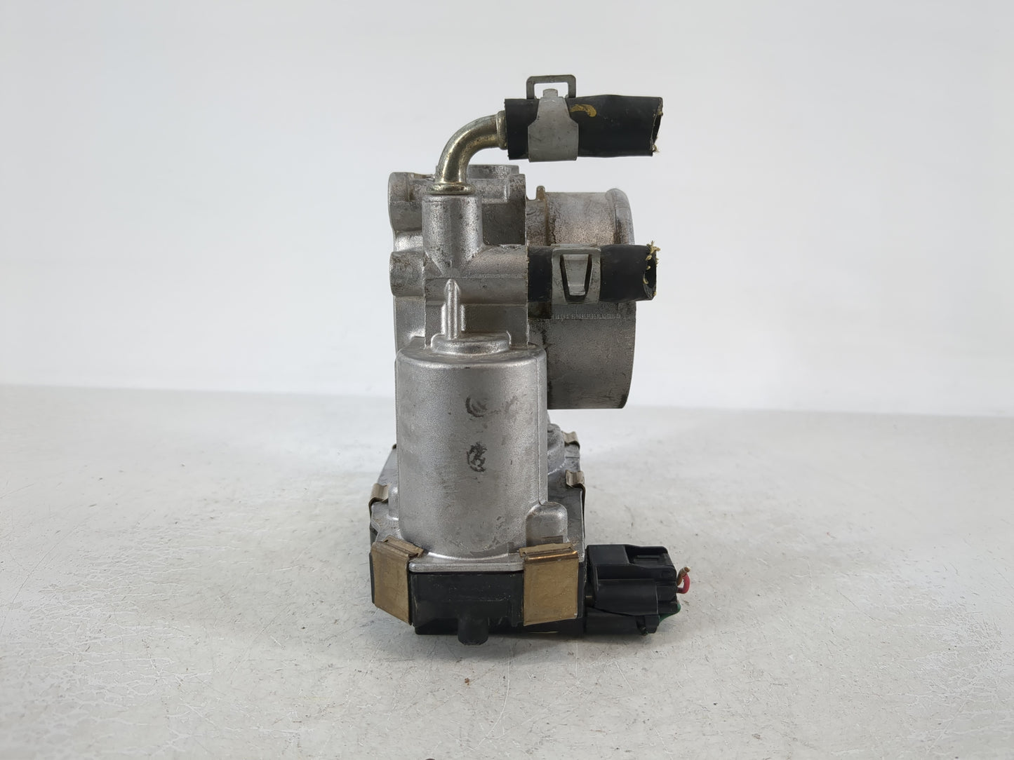 2016-2020 Infiniti Q50 Throttle Body P/N:RME60-52 Fits Fits 2016 2017 2018 2019 2020 OEM Used Auto Parts - Oemusedautoparts1