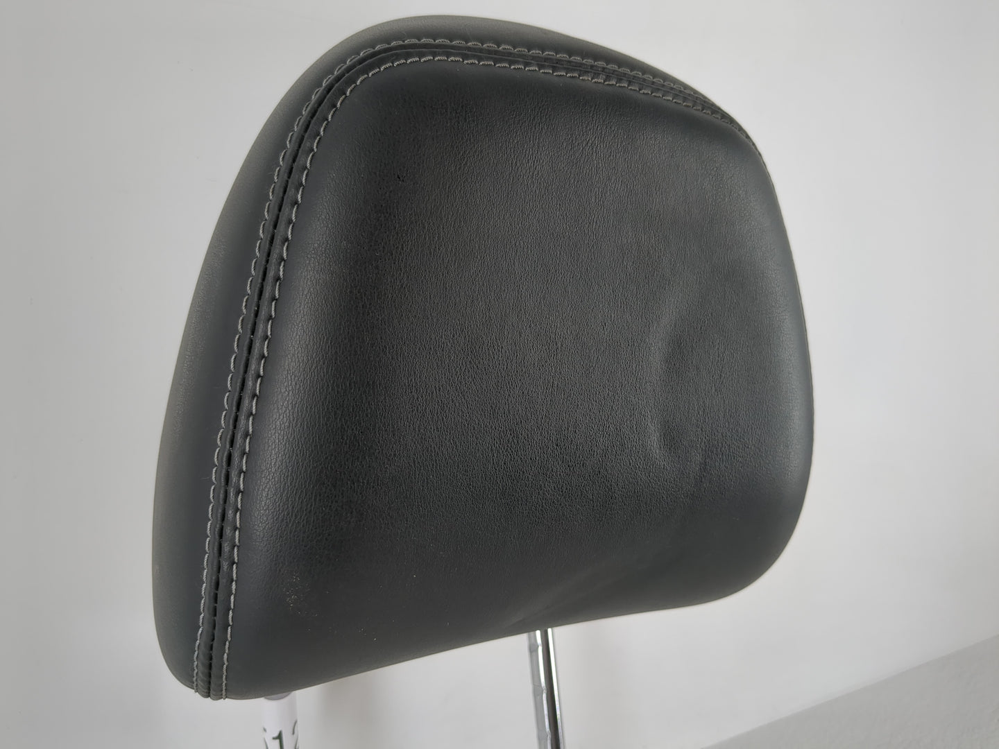 Infiniti Q50 Headrest Head Rest Front Driver Passenger Seat Black - Oemusedautoparts1.com