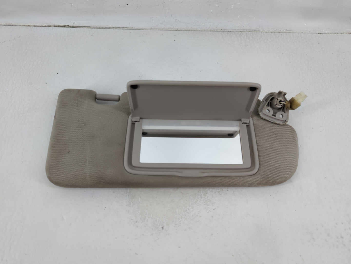 2014-2020 Infiniti Q50 Sun Visor Shade Replacement Passenger Right Mirror Fits Fits 2014 2015 2016 2017 2018 2019 2020 OEM U