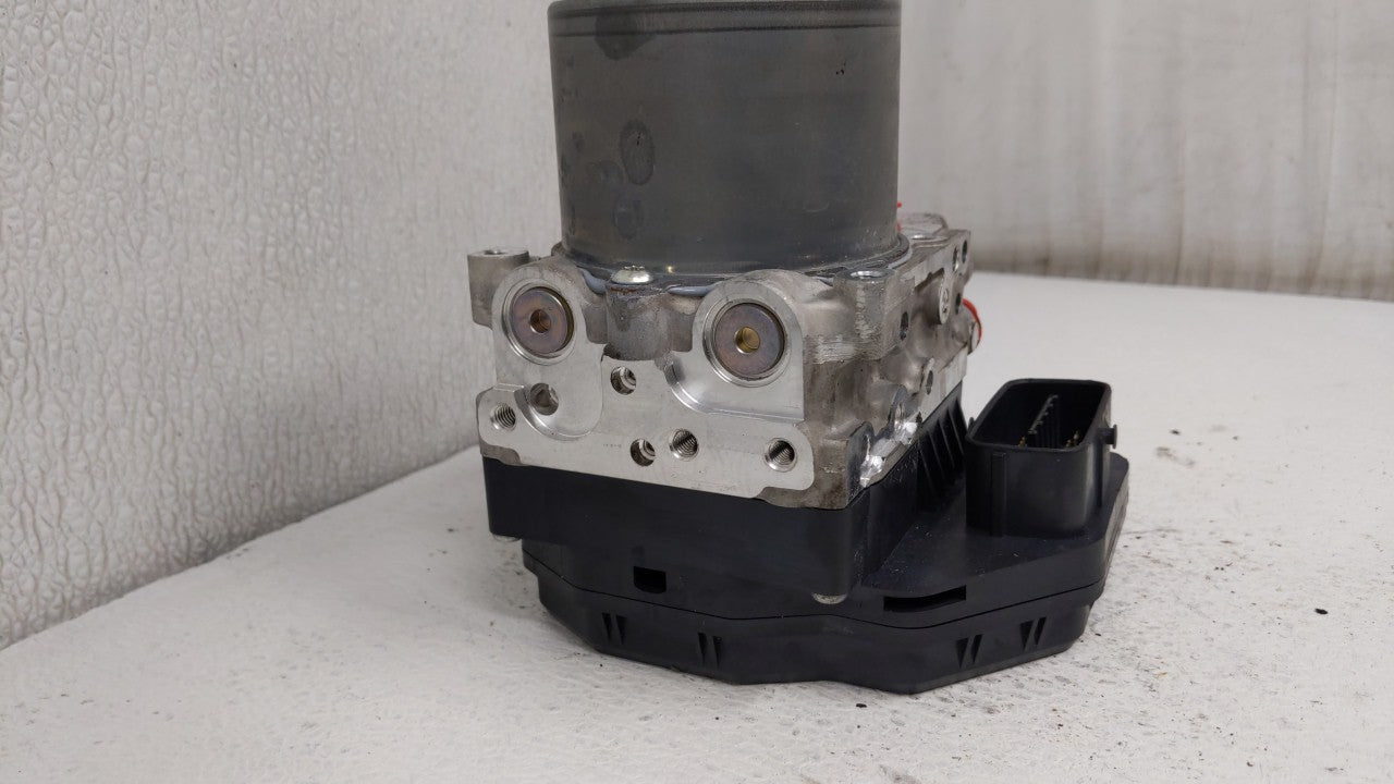 2016-2017 Infiniti Q50 ABS Pump Control Module Replacement Fits Fits 2016 2017 OEM Used Auto Parts - Oemusedautoparts1.com