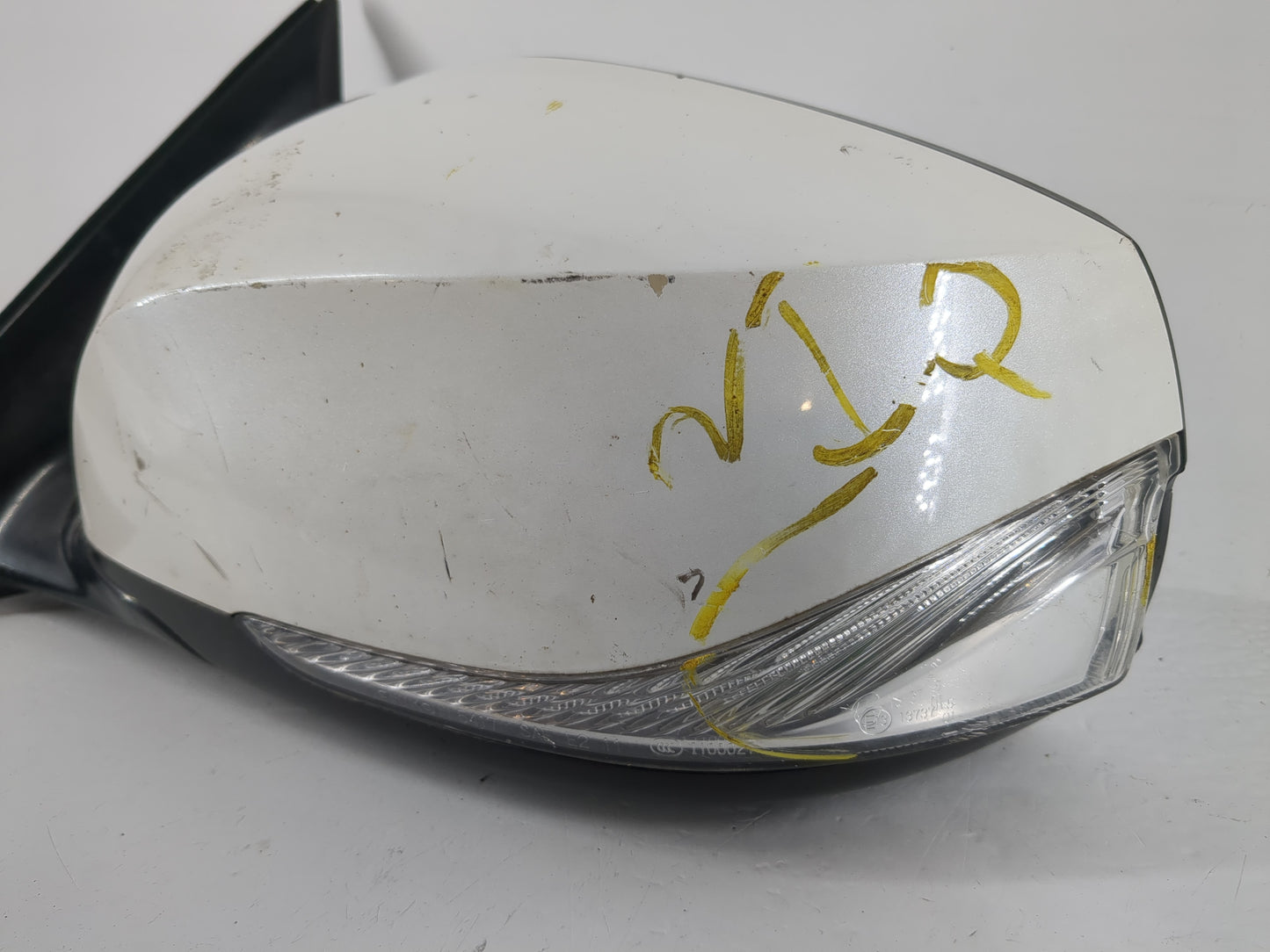 2014-2020 Infiniti Q50 Driver Left Side View Manual Door Mirror White - Oemusedautoparts1.com