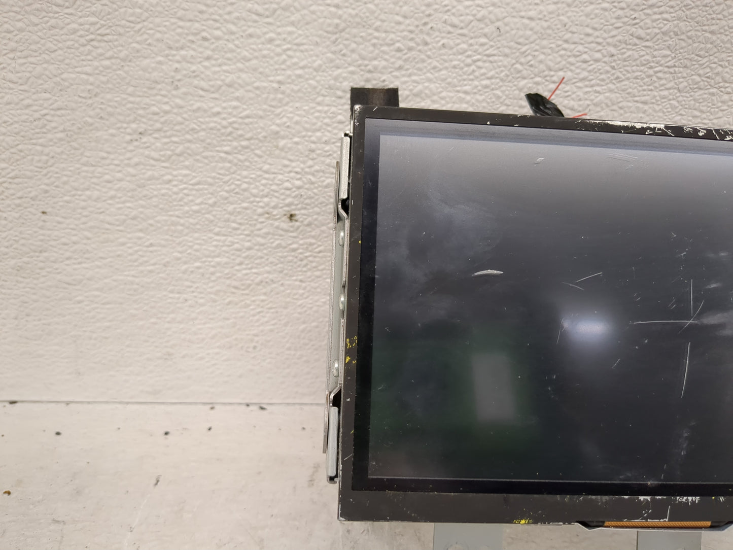 2016-2017 Infiniti Q50 Information Display Screen - Oemusedautoparts1.com