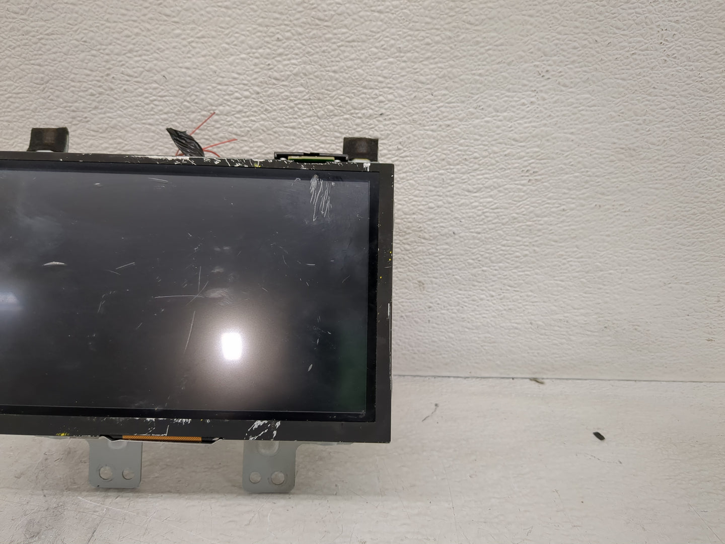 2016-2017 Infiniti Q50 Information Display Screen - Oemusedautoparts1.com