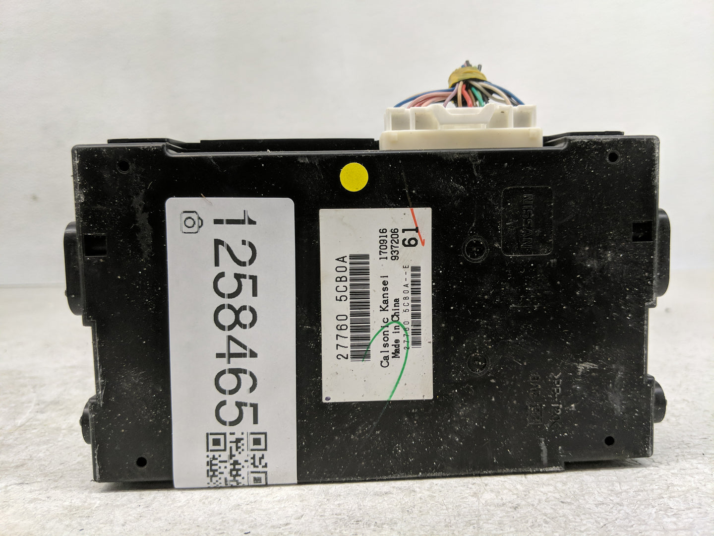 2016-2017 Infiniti Q50 Chassis Control Module Ccm Bcm Body Control - Oemusedautoparts1.com