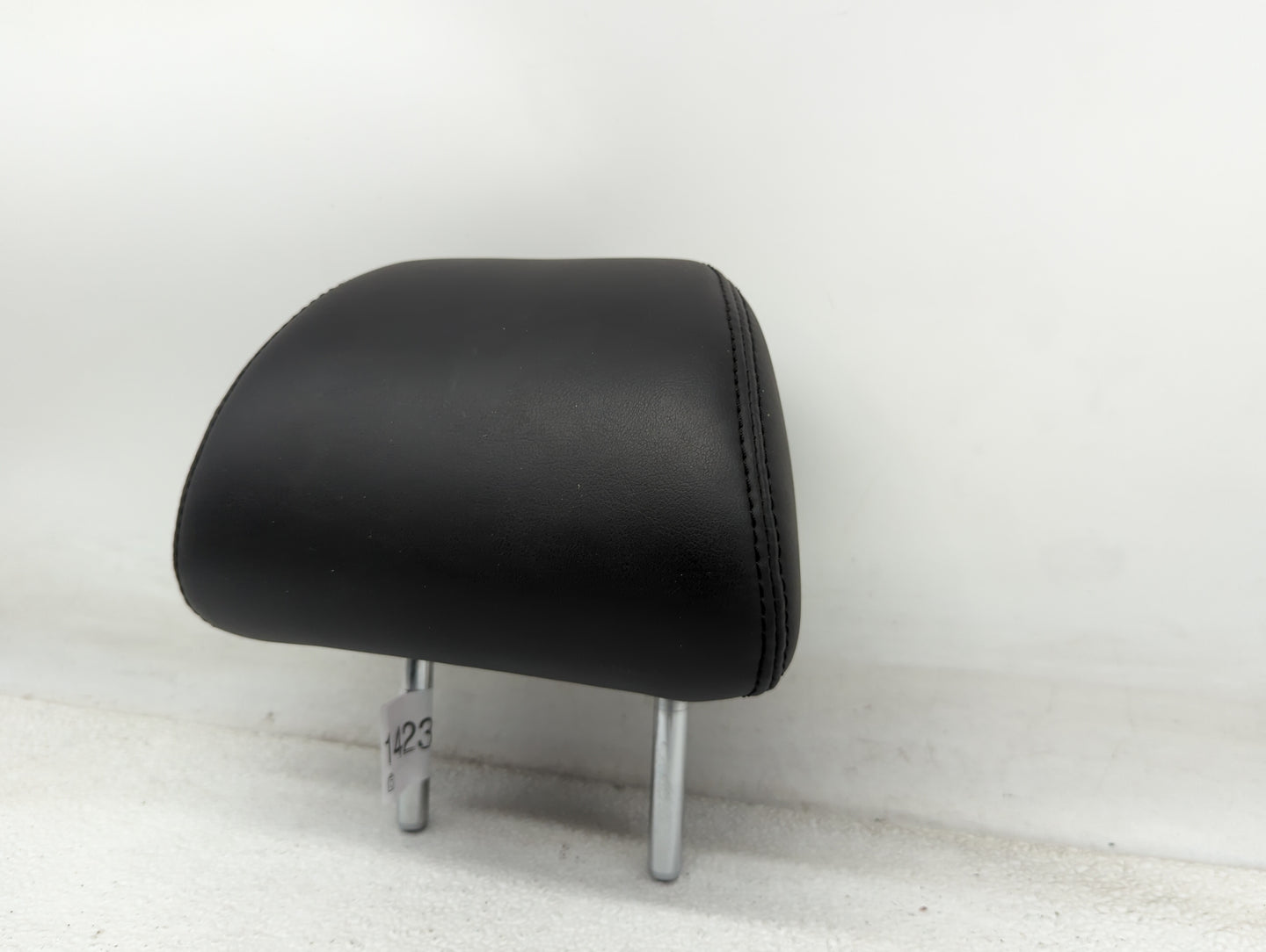 2016-2017 Infiniti Q50 Headrest Head Rest Rear Seat Fits Fits 2016 2017 OEM Used Auto Parts - Oemusedautoparts1.com