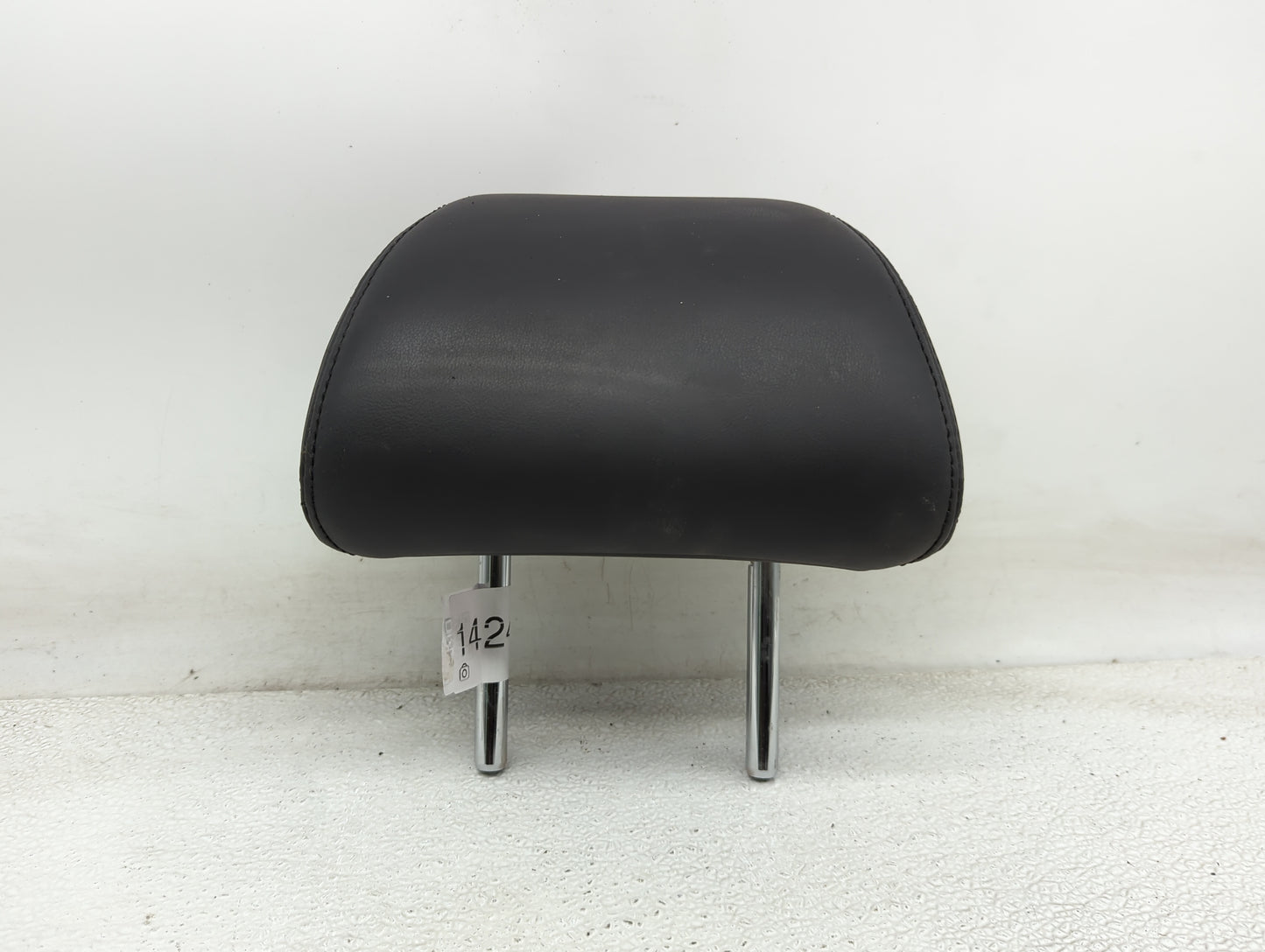2017-2018 Infiniti Q50 Headrest Head Rest Rear Center Seat Fits Fits 2017 2018 OEM Used Auto Parts - Oemusedautoparts1.com