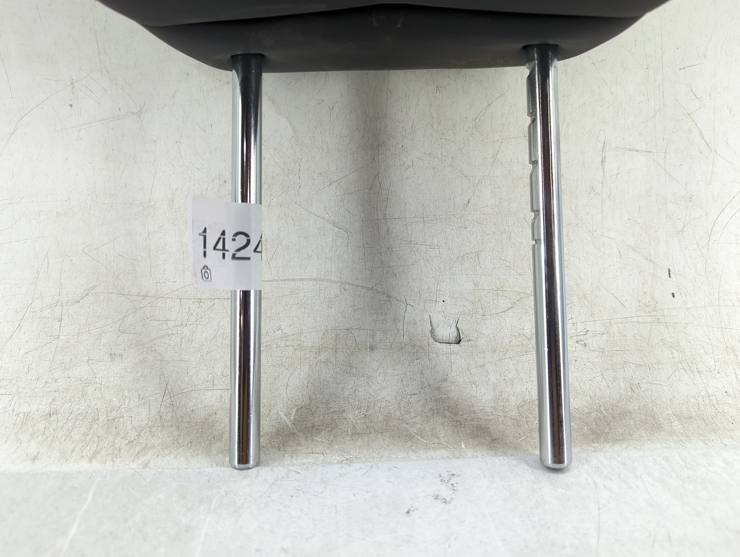 2017 Infiniti Q50 Headrest Head Rest Front Driver Seat Black - Oemusedautoparts1.com