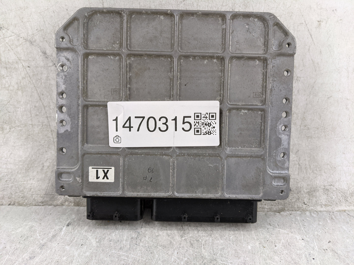 2016-2017 Infiniti Q50 PCM Engine Control Computer ECU ECM PCU OEM P/N:89661-47190 Fits Fits 2016 2017 OEM Used Auto Parts -