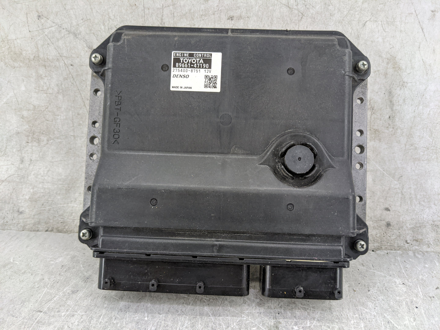 2016-2017 Infiniti Q50 PCM Engine Control Computer ECU ECM PCU OEM P/N:89661-47190 Fits Fits 2016 2017 OEM Used Auto Parts -