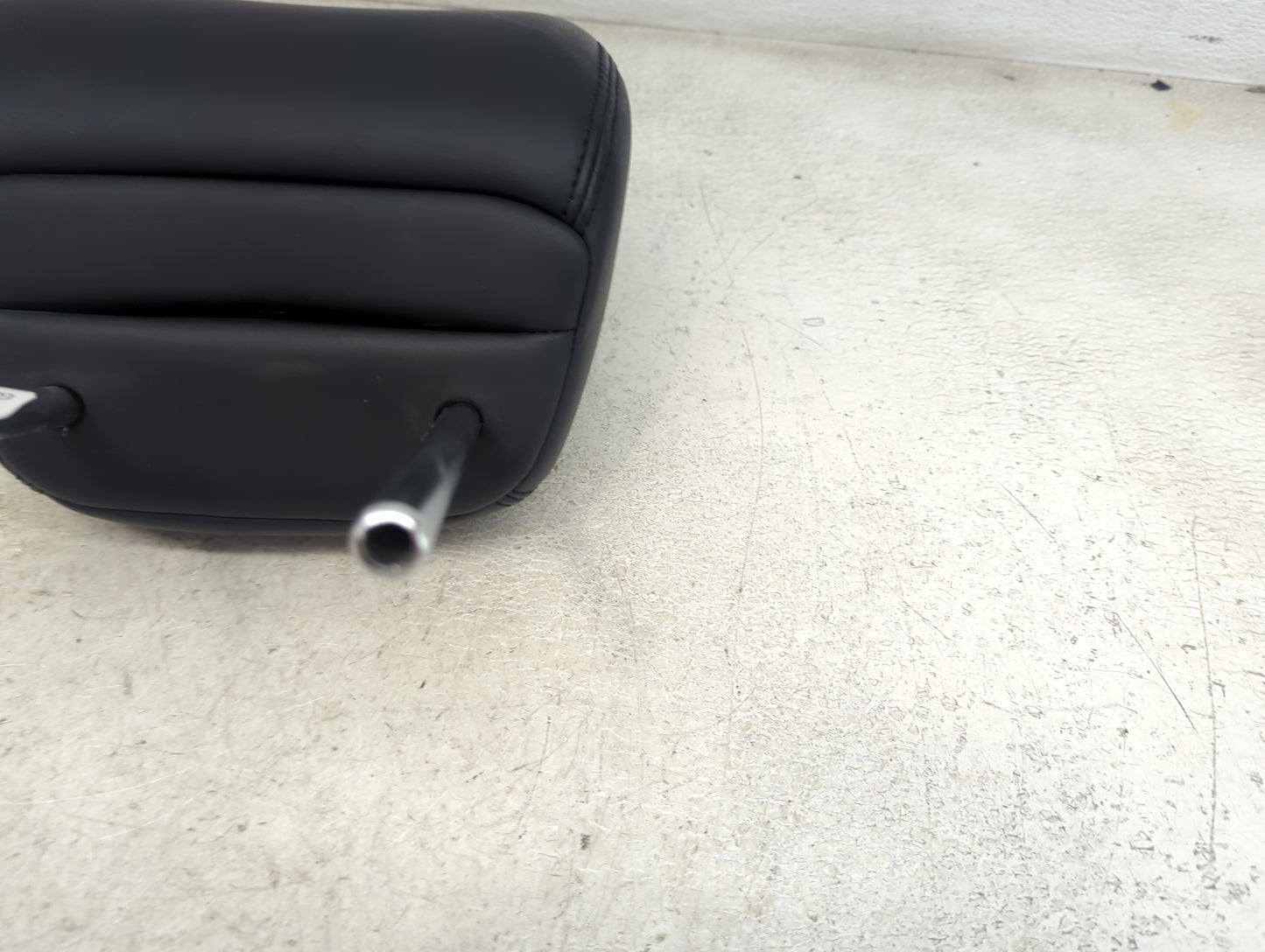 2017 Infiniti Q50 Headrest Head Rest Front Driver Seat Black 1472706 - Oemusedautoparts1.com