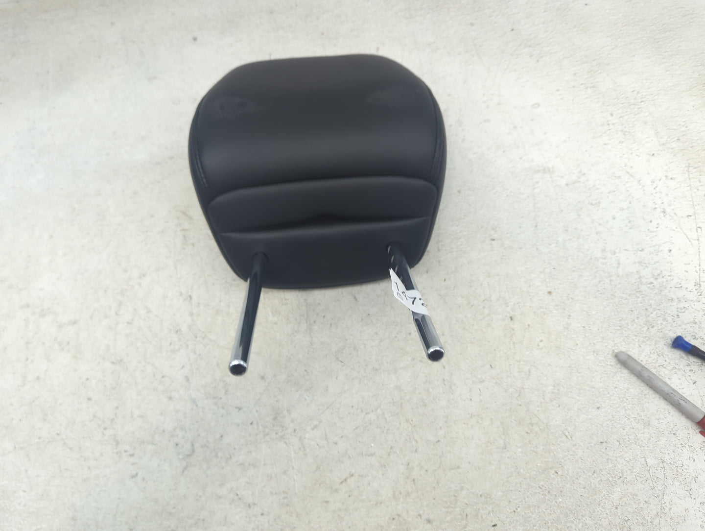 2017 Infiniti Q50 Headrest Head Rest Front Driver Passenger Seat Fits OEM Used Auto Parts - Oemusedautoparts1.com