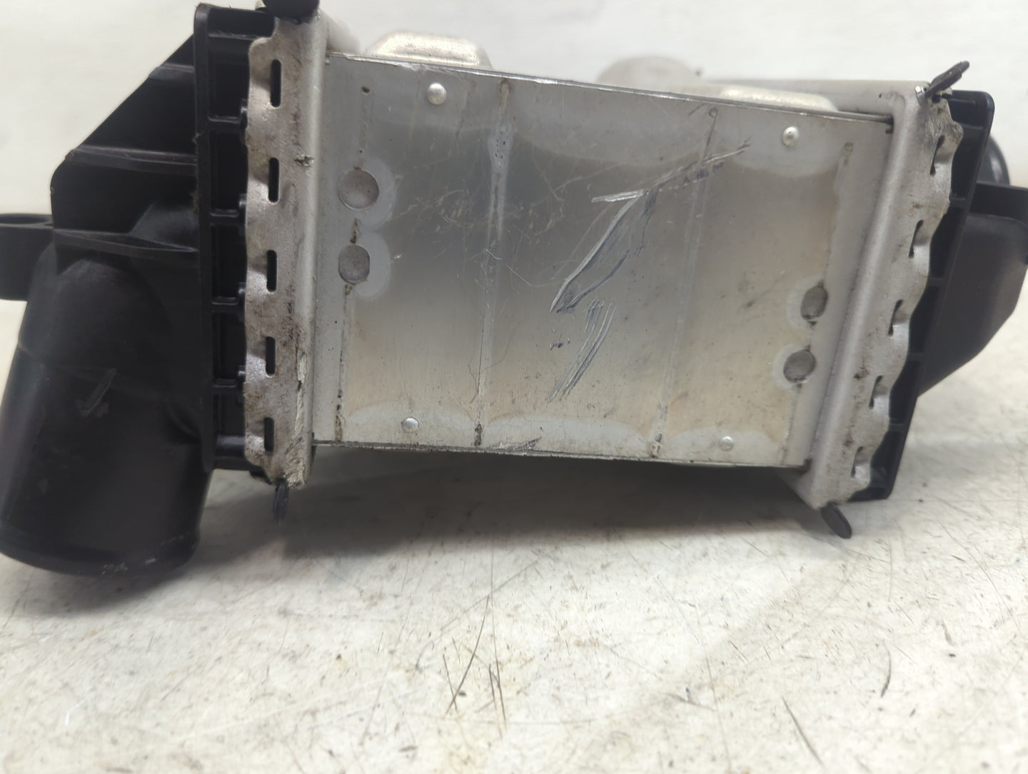 2016-2020 Infiniti Q50 Turbo Intercooler 1483810 - Oemusedautoparts1.com
