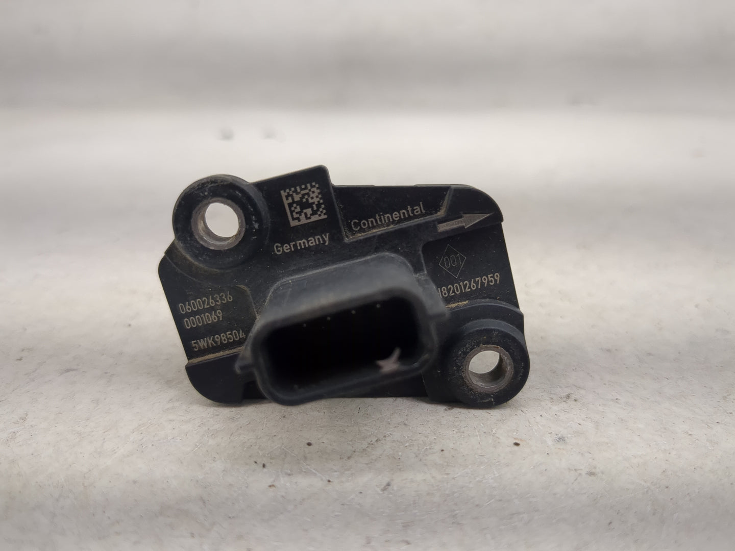 2016-2020 Infiniti Q50 Mass Air Flow Meter Maf 1488660 - Oemusedautoparts1.com