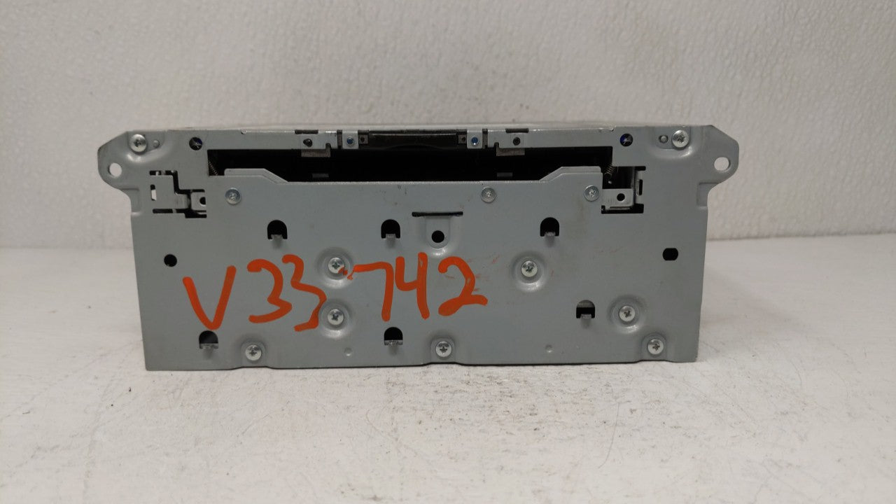 2016-2018 Infiniti Q50 Am Fm Cd Player Radio Receiver - Oemusedautoparts1.com