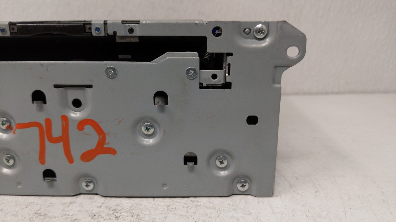 2016-2018 Infiniti Q50 Am Fm Cd Player Radio Receiver - Oemusedautoparts1.com