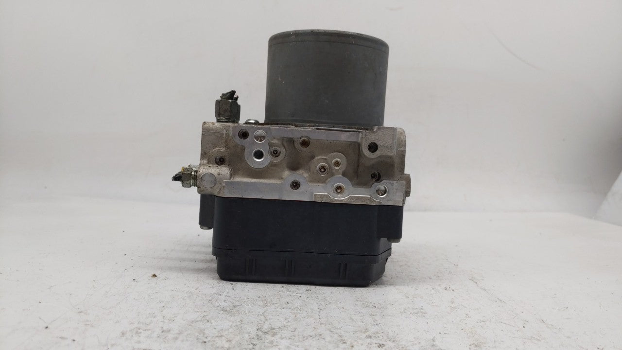 2016-2017 Infiniti Q50 ABS Pump Control Module Replacement P/N:47660 4GK5A Fits Fits 2016 2017 OEM Used Auto Parts - Oemused
