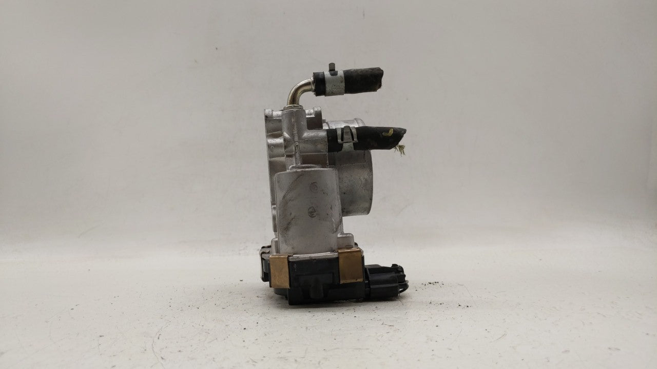 2016-2018 Infiniti Q50 Throttle Body P/N:RME60-52 Fits Fits 2016 2017 2018 OEM Used Auto Parts - Oemusedautoparts1.com