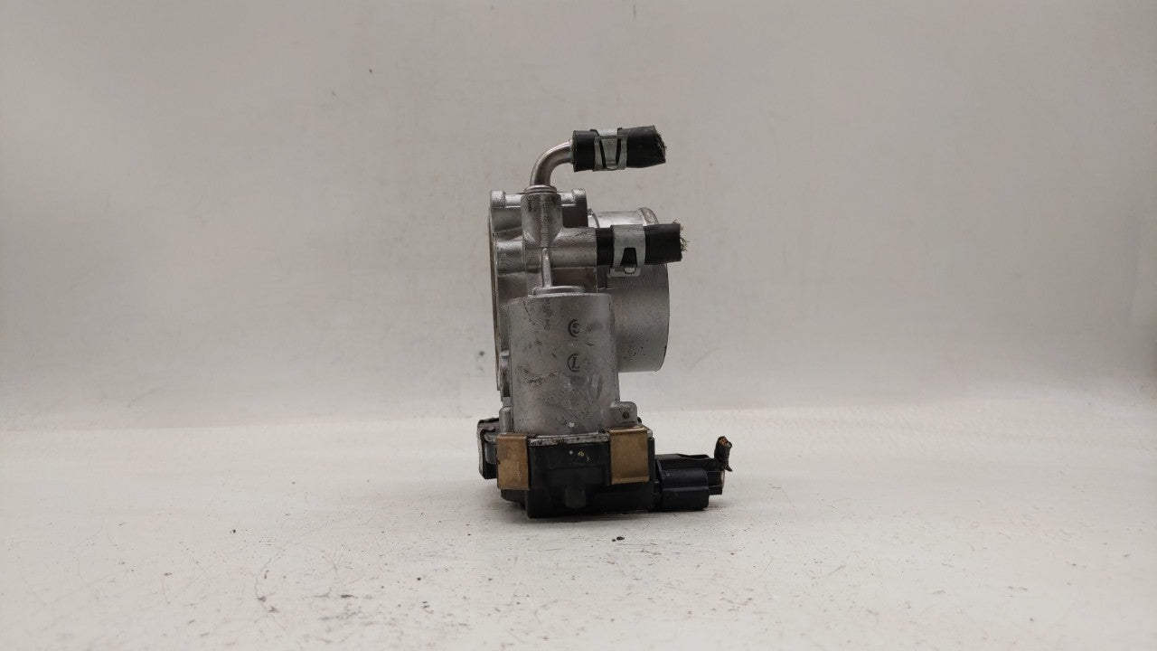 2016-2018 Infiniti Q50 Throttle Body P/N:RME60-52 Fits Fits 2016 2017 2018 OEM Used Auto Parts - Oemusedautoparts1.com