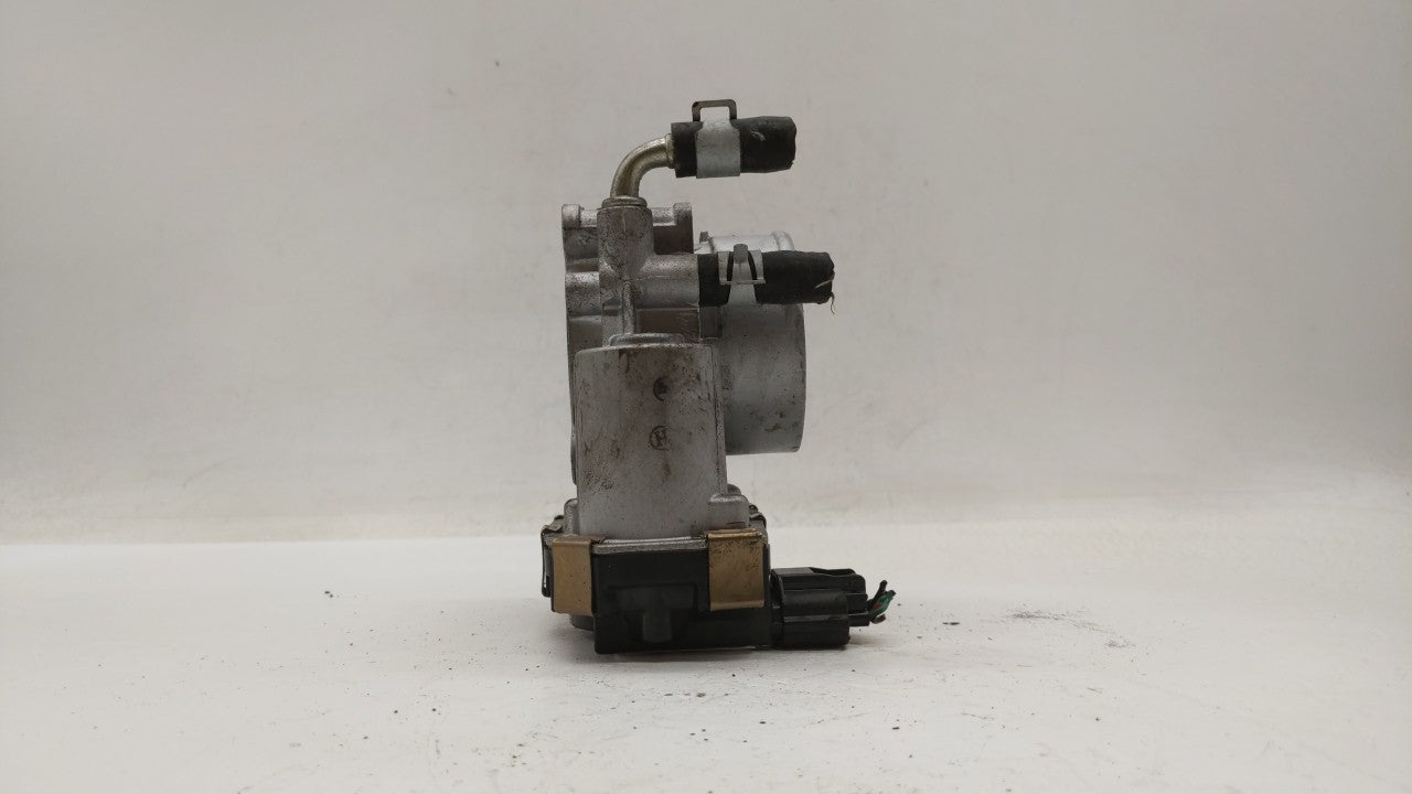 2016-2018 Infiniti Q50 Throttle Body P/N:RME60-52 Fits Fits 2016 2017 2018 OEM Used Auto Parts - Oemusedautoparts1.com