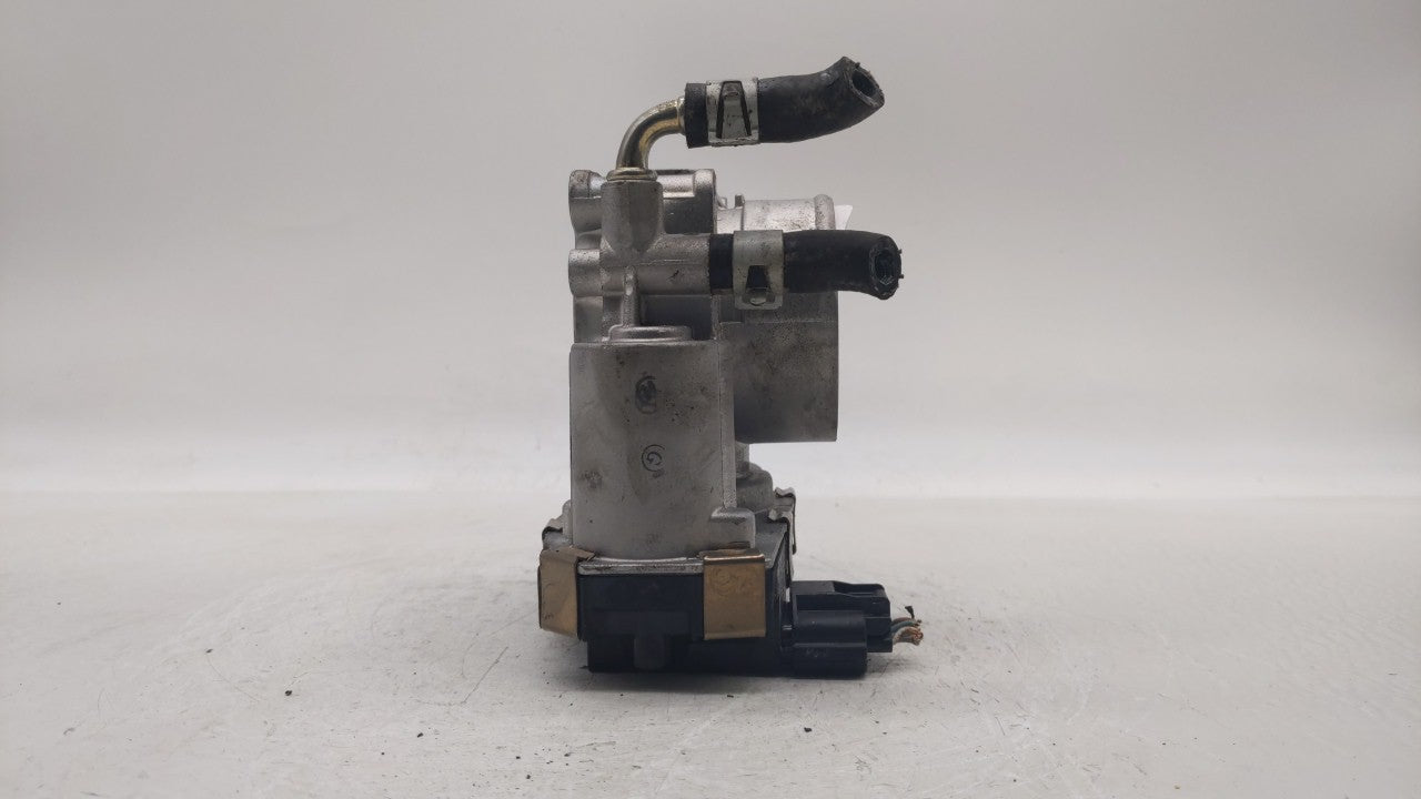 2016-2018 Infiniti Q50 Throttle Body P/N:RME60-52 Fits Fits 2016 2017 2018 OEM Used Auto Parts - Oemusedautoparts1.com