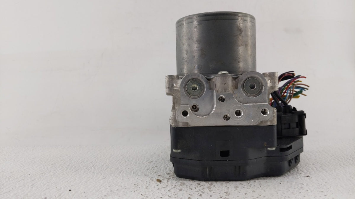 2016-2017 Infiniti Q50 Anti-Lock Brake ABS Pump Module Actuator OEM P/N:47660 4GH0A 47660 4GK0A Fits Fits 2016 2017 OEM Used