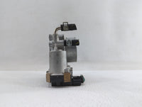 2016-2018 Infiniti Q50 Throttle Body P/N:RME60-52 Fits Fits 2016 2017 2018 OEM Used Auto Parts - Oemusedautoparts1.com