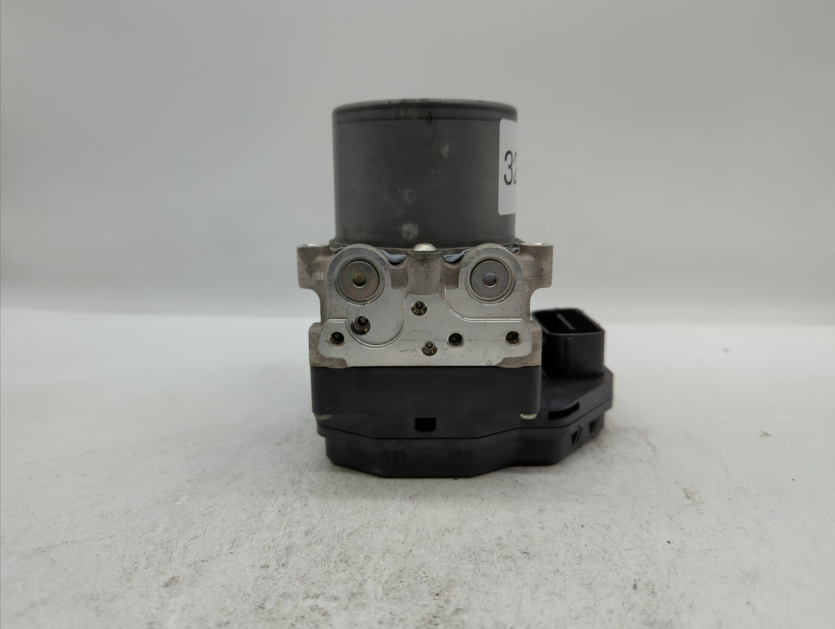 2016-2017 Infiniti Q50 Anti-Lock Brake ABS Pump Module Actuator OEM P/N:47660 4GH0A 47660 4GK0A Fits Fits 2016 2017 OEM Used