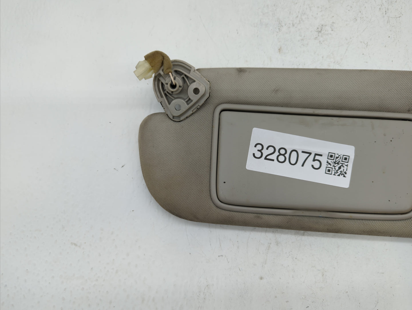 2014-2018 Infiniti Q50 Sun Visor Shade Replacement Driver Left Mirror Fits Fits 2014 2015 2016 2017 2018 OEM Used Auto Parts