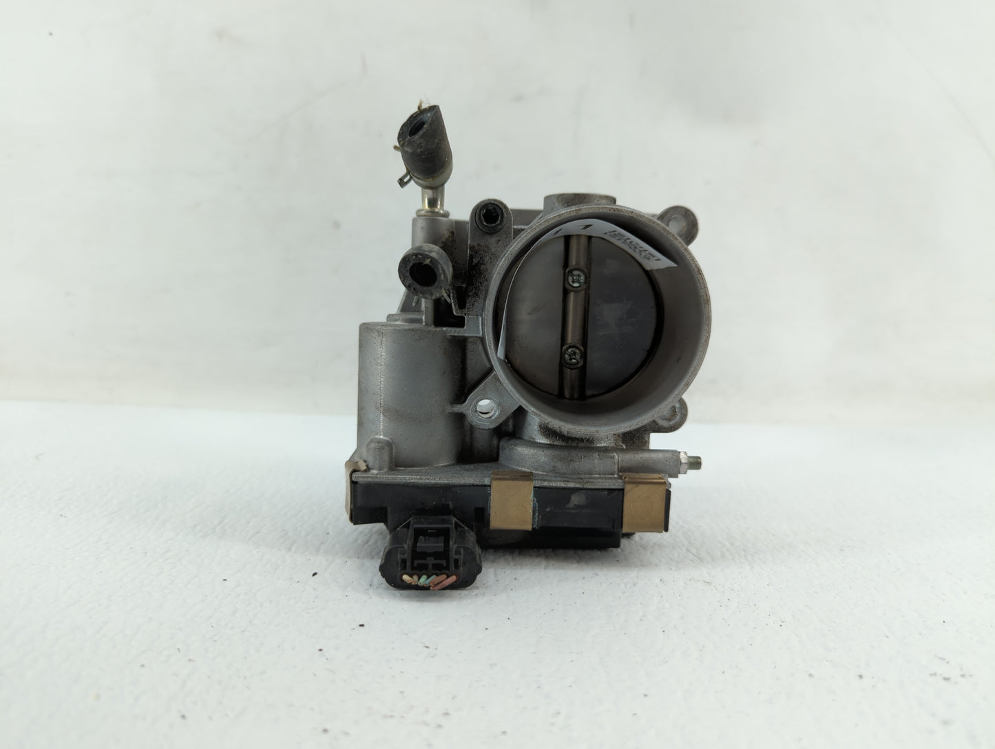 2016-2018 Infiniti Q50 Throttle Body P/N:RME60-52 Fits Fits 2016 2017 2018 OEM Used Auto Parts - Oemusedautoparts1.com