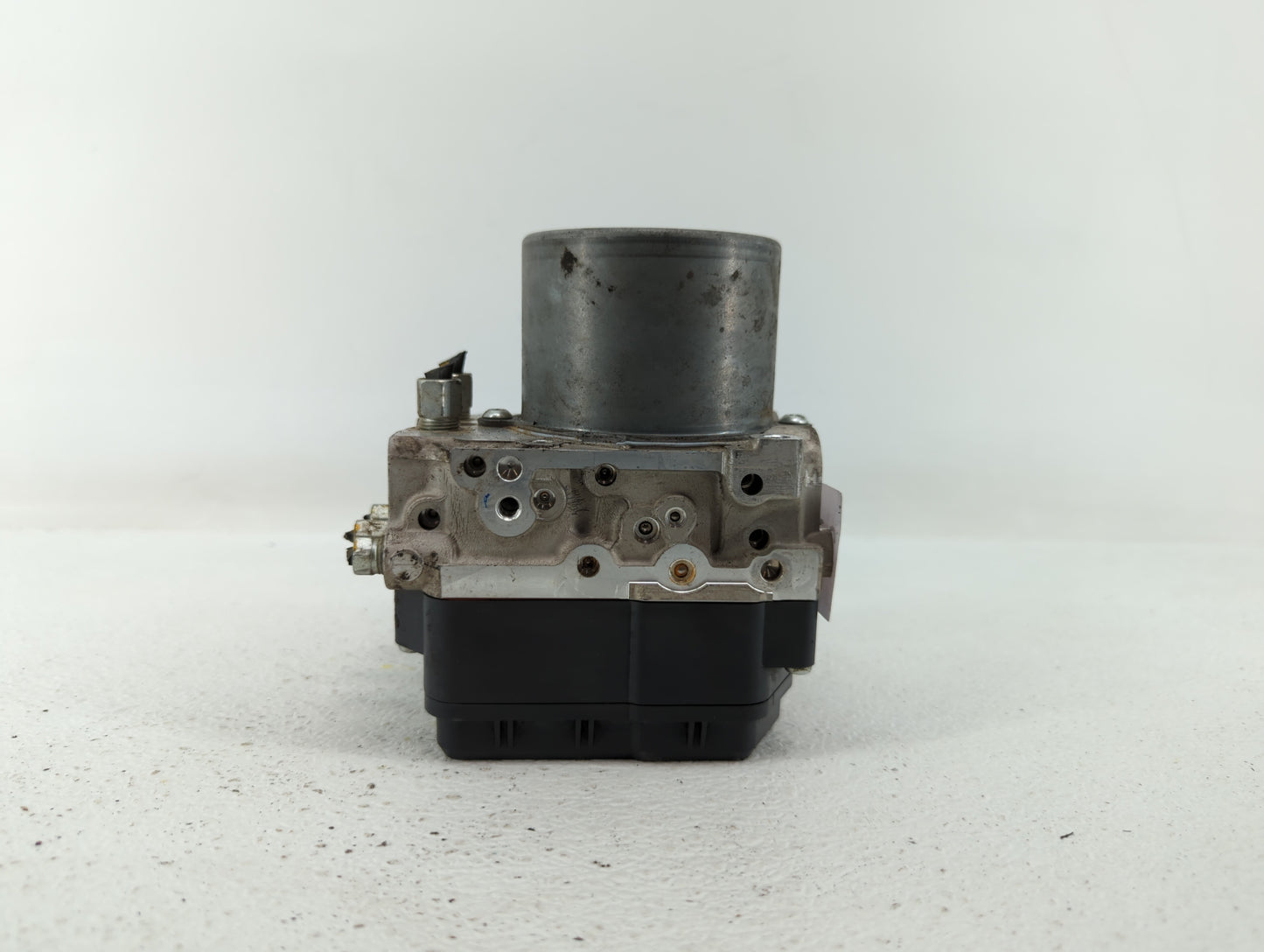 2016-2017 Infiniti Q50 ABS Pump Control Module Replacement P/N:133000-0782 47660 4GH0A Fits Fits 2016 2017 OEM Used Auto Par